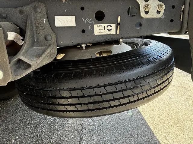いすゞ エルフ TKG-NMR85R(2WD)の写真28