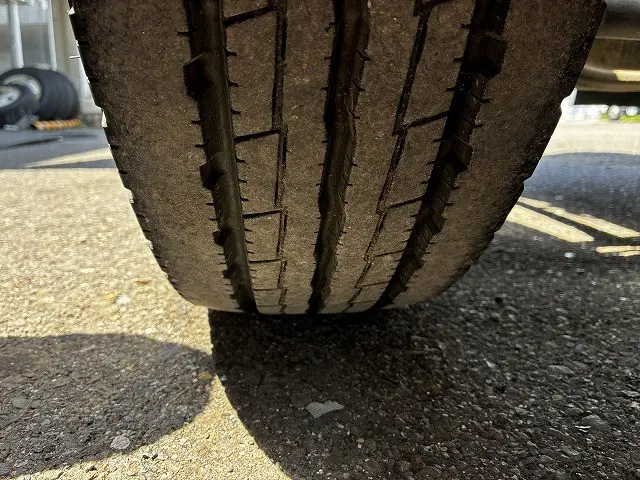 いすゞ エルフ TKG-NMR85R(2WD)の写真29