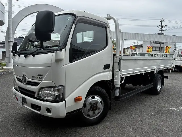 トヨタ トヨエース TKG-XZU695(4WD)の写真1