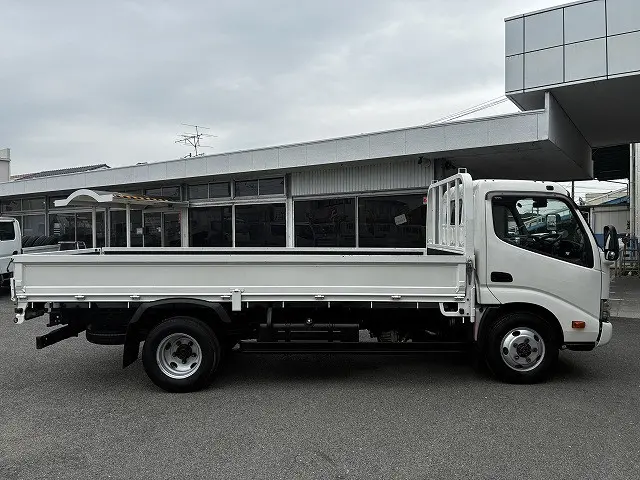トヨタ トヨエース TKG-XZU695(4WD)の写真5