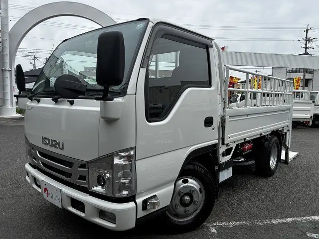 いすゞ エルフ 2RG-NKR88A(2WD)の写真9