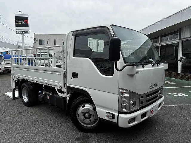 いすゞ エルフ 2RG-NKR88A(2WD)の写真10
