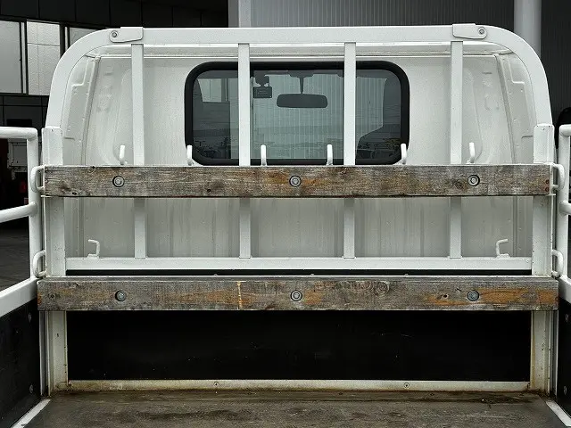 いすゞ エルフ 2RG-NKR88A(2WD)の写真22