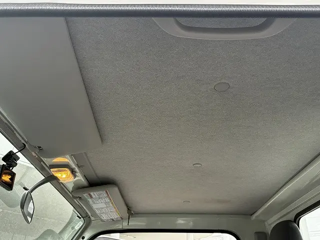 いすゞ エルフ 2RG-NKR88A(2WD)の写真49