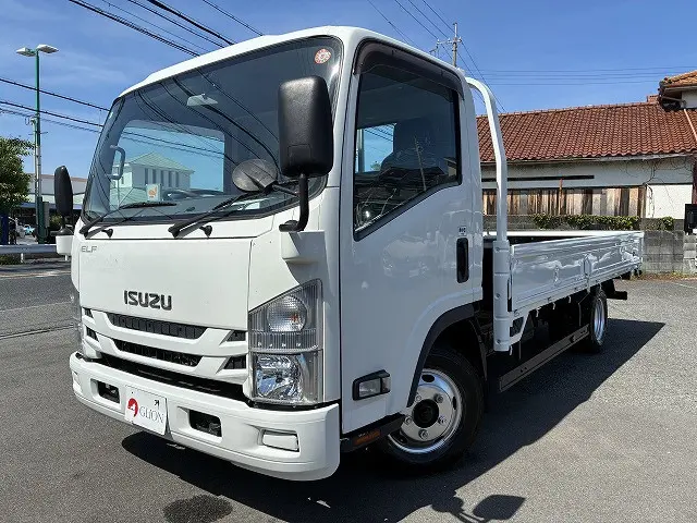 いすゞ エルフ TPG-NNR85AR(2WD)の写真1
