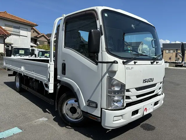いすゞ エルフ TPG-NNR85AR(2WD)の写真3