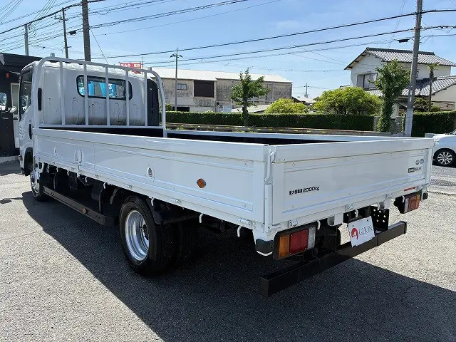 いすゞ エルフ TPG-NNR85AR(2WD)の写真6