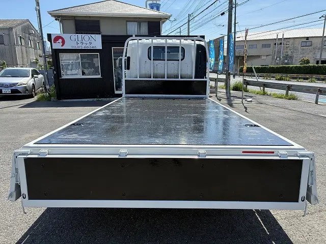 いすゞ エルフ TPG-NNR85AR(2WD)の写真14
