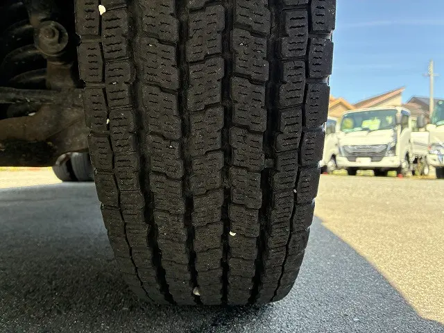 いすゞ エルフ TPG-NNR85AR(2WD)の写真24