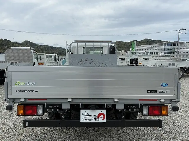 いすゞ エルフ 2TG-NPR88AC(2WD)の写真7