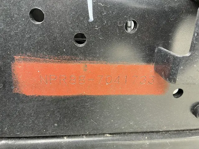 いすゞ エルフ 2TG-NPR88AC(2WD)の写真25