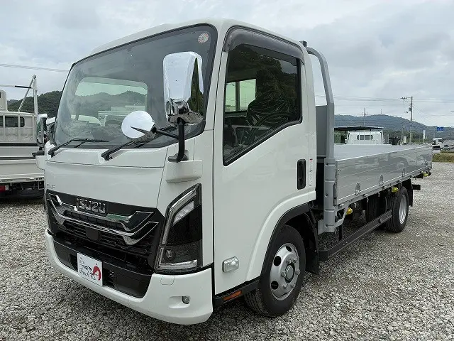 いすゞ エルフ 2TG-NPR88AC(2WD)の写真30