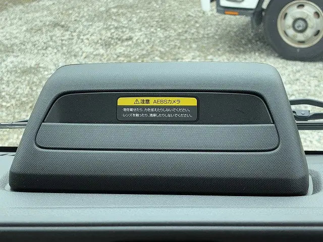 いすゞ エルフ 2TG-NPR88AC(2WD)の写真39
