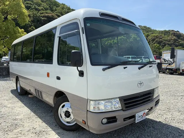 トヨタ コースター BDG-XZB50(2WD)の写真3