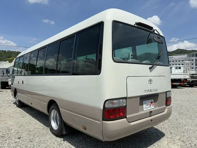 トヨタ コースター BDG-XZB50(2WD)の写真6