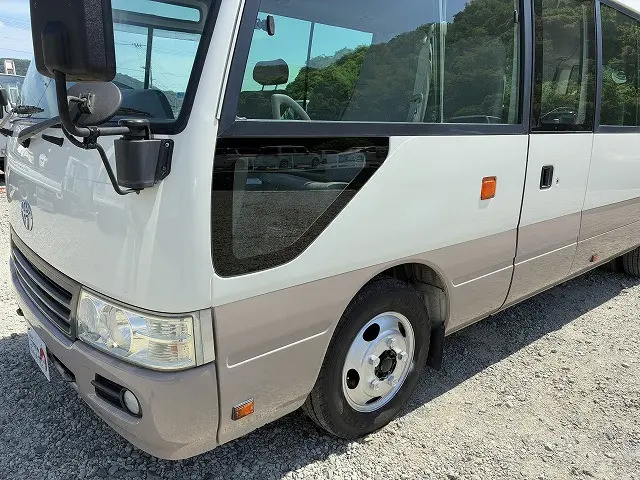 トヨタ コースター BDG-XZB50(2WD)の写真9