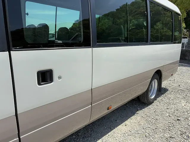 トヨタ コースター BDG-XZB50(2WD)の写真11