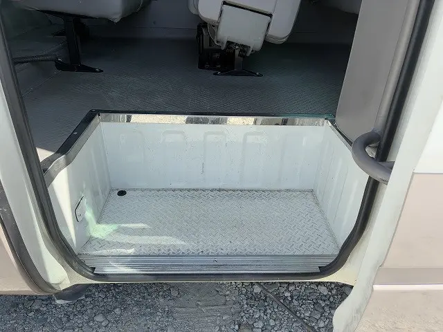 トヨタ コースター BDG-XZB50(2WD)の写真24