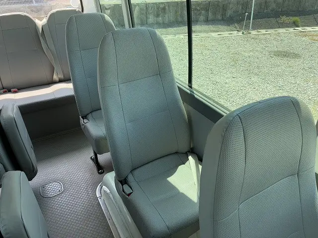 トヨタ コースター BDG-XZB50(2WD)の写真37