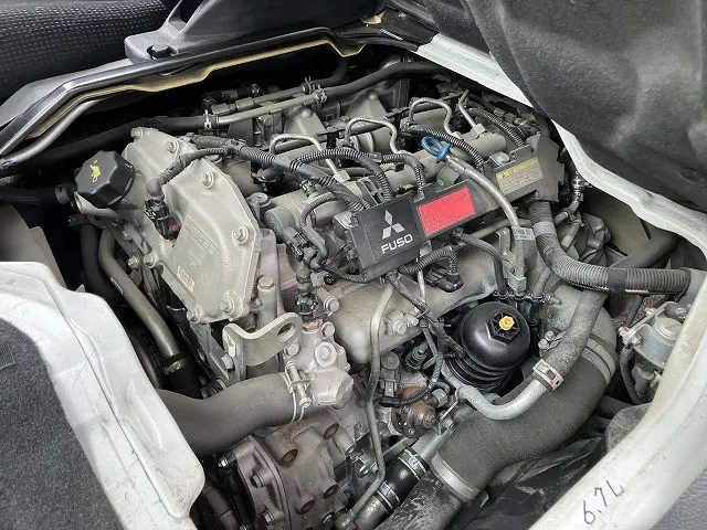 三菱 キャンター TPG-FBA20(2WD)の写真16