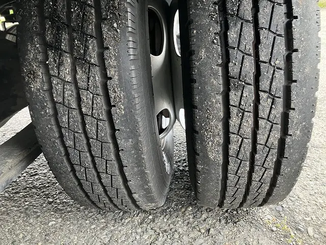 三菱 キャンター TPG-FBA20(2WD)の写真26