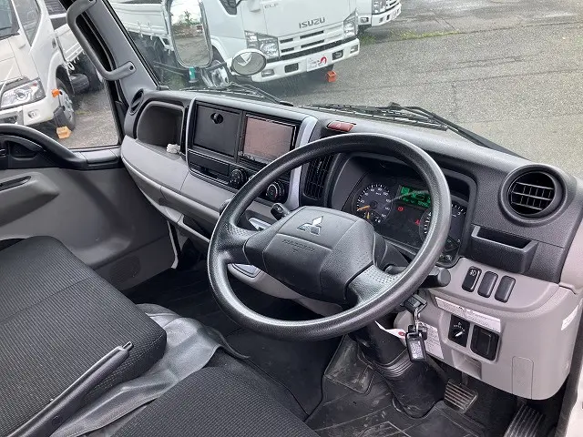 三菱 キャンター TPG-FBA20(2WD)の写真34