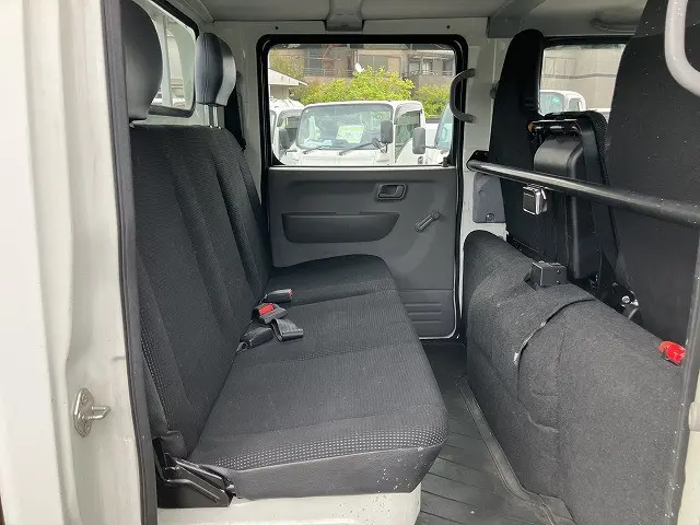 三菱 キャンター TPG-FBA20(2WD)の写真45