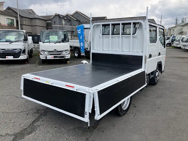三菱 キャンター 2RG-FBA20(2WD)の写真15