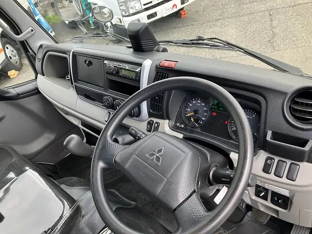 三菱 キャンター 2RG-FBA20(2WD)の写真27