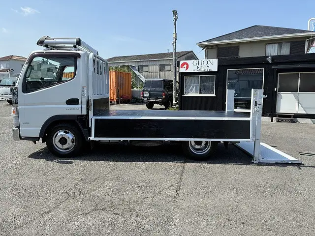 三菱 キャンター TPG-FBA20(2WD)の写真11