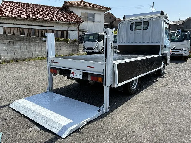 三菱 キャンター TPG-FBA20(2WD)の写真15