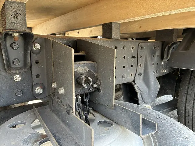 三菱 キャンター TPG-FBA20(2WD)の写真19