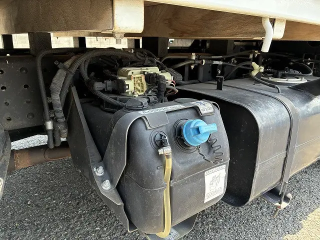 三菱 キャンター TPG-FBA20(2WD)の写真21