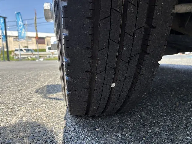 三菱 キャンター TPG-FBA20(2WD)の写真24