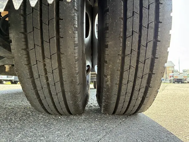 三菱 キャンター TPG-FBA20(2WD)の写真30