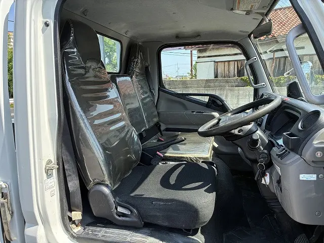 三菱 キャンター TPG-FBA20(2WD)の写真32