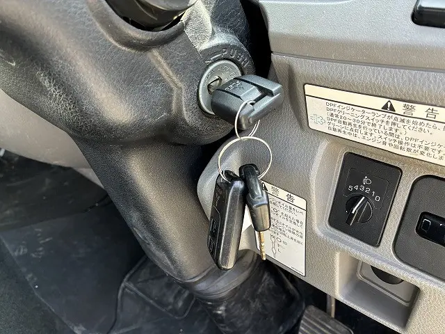 三菱 キャンター TPG-FBA20(2WD)の写真36