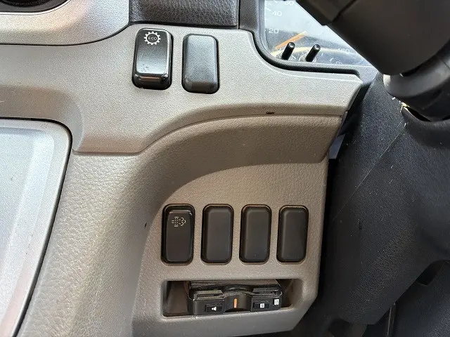 三菱 キャンター TPG-FBA20(2WD)の写真38