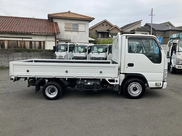いすゞ エルフ TKG-NHR85A(2WD)の写真5
