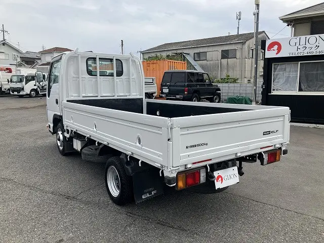 いすゞ エルフ TKG-NHR85A(2WD)の写真6