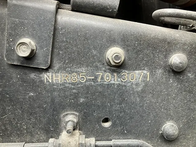 いすゞ エルフ TKG-NHR85A(2WD)の写真21