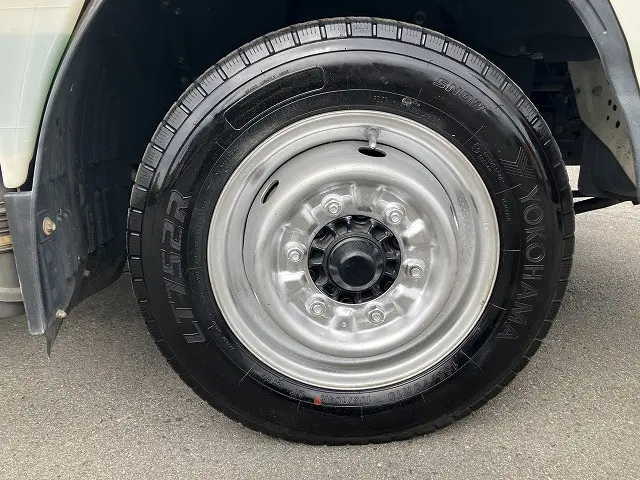 いすゞ エルフ TKG-NHR85A(2WD)の写真24