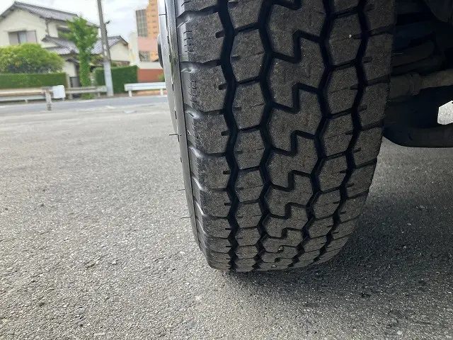 いすゞ エルフ TKG-NHR85A(2WD)の写真25