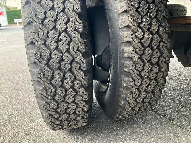 いすゞ エルフ TKG-NHR85A(2WD)の写真31