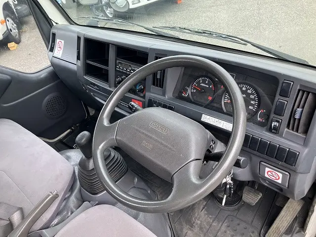 いすゞ エルフ TKG-NHR85A(2WD)の写真38