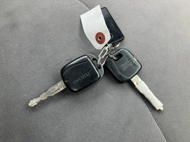 いすゞ エルフ TKG-NHR85A(2WD)の写真47