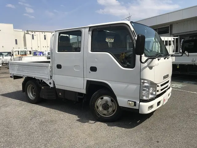 いすゞ エルフ TRG-NJS85A(4WD)の写真3