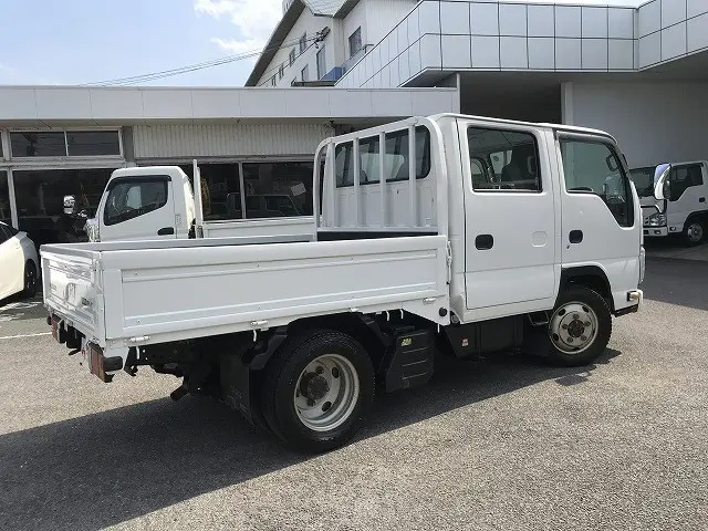 いすゞ エルフ TRG-NJS85A(4WD)の写真6