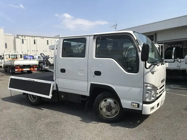 いすゞ エルフ TRG-NJS85A(4WD)の写真10