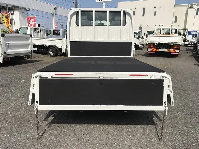 いすゞ エルフ TRG-NJS85A(4WD)の写真12